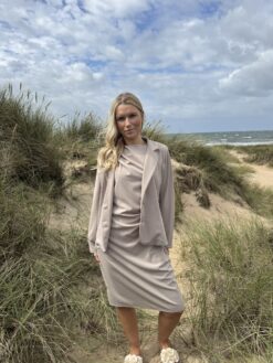 -La Petite Beige/taupe