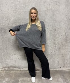 -NYHET SVEA sweater i 2 storlekar s/m och l/xl oversized - Grey