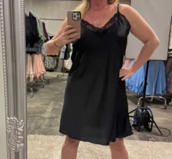 Aurora long - Underdress med spets Black