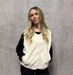 Beda väst - White