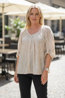 Summer blouse light pink
