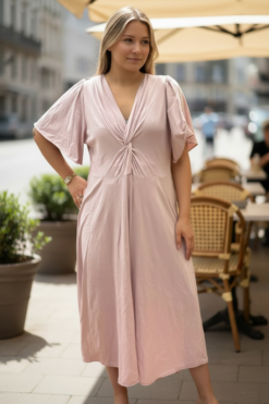 Jearsy dress , NU dubbelstorlek dusty rose