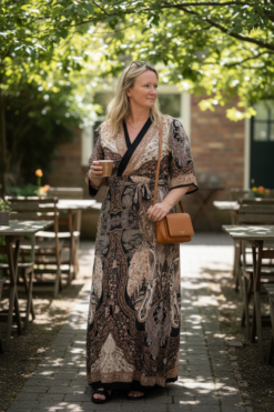 Venice dress black
