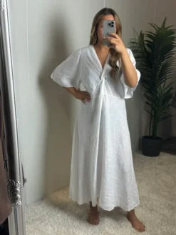 Vera Linendress White