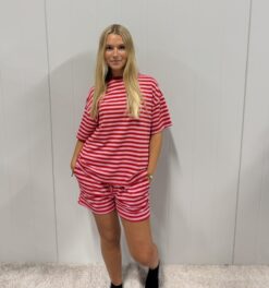 FÖRBOKA 21 JULI Shorts rosa/röd