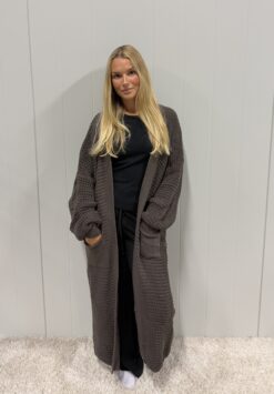 Förboka 11/8!! Nova long cardigan nougat