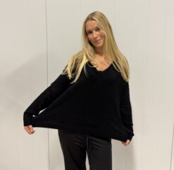 Bea - sweater black