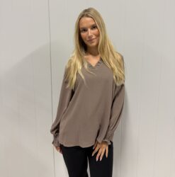 Vera V-neck Taupe