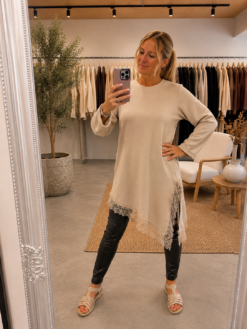 Sidelong dress Beige