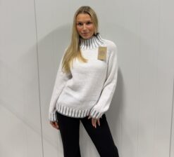 Freja knit White