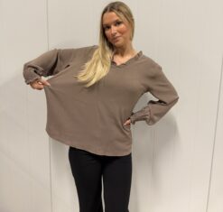 Vera V-neck Taupe